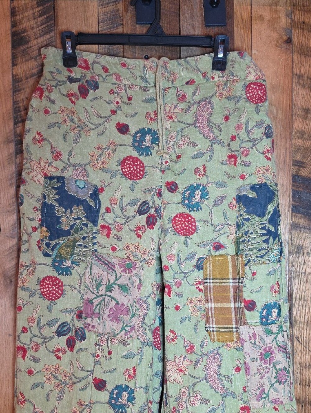 190p A Rare Bird Reversible Strawberry Pant - Picture 9 of 16